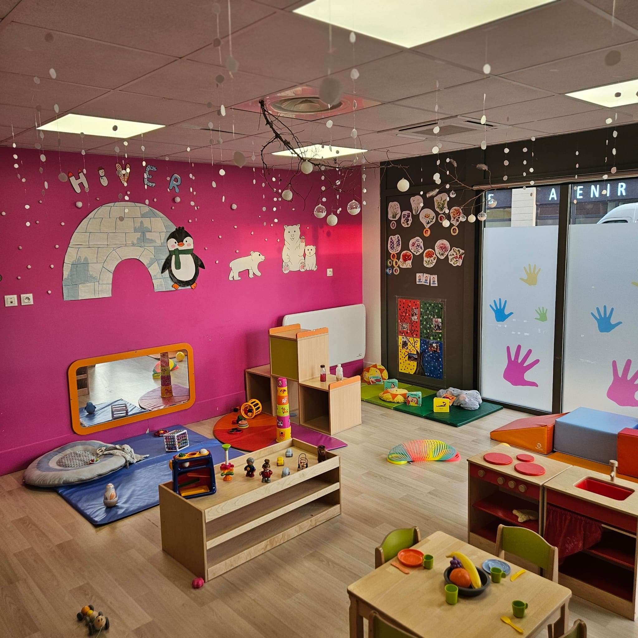 Vue de la salle principale de la crèche Efferv'sens